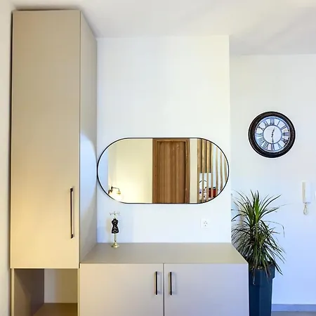 Apollonstudio Lägenhet